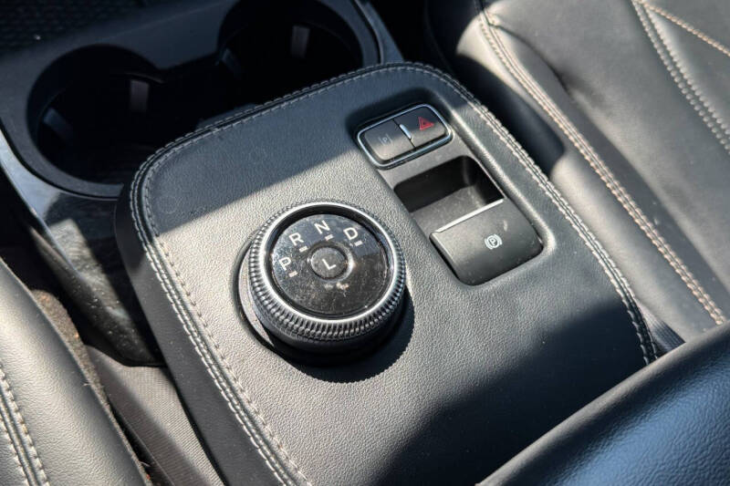 2021 Ford Mustang Mach-E Select