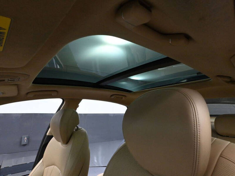 2015 Hyundai Genesis