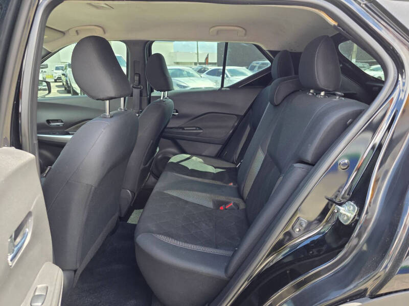 2020 Nissan Kicks SV