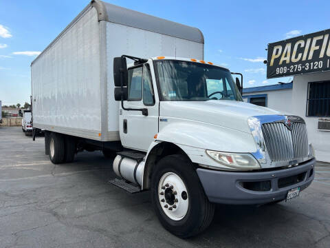 2013 International DuraStar 4300