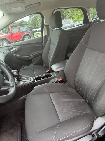 2017 Ford Focus SE