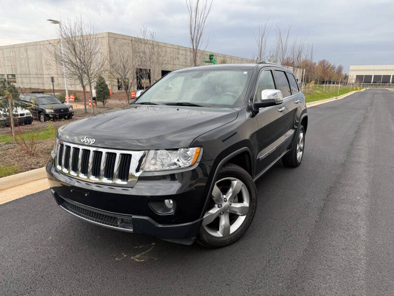 2013 Jeep Grand Cherokee for sale at Aren Auto Group in Chantilly VA