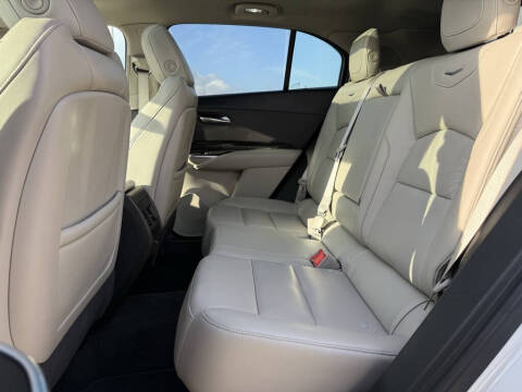 2022 Cadillac XT4 Premium Luxury