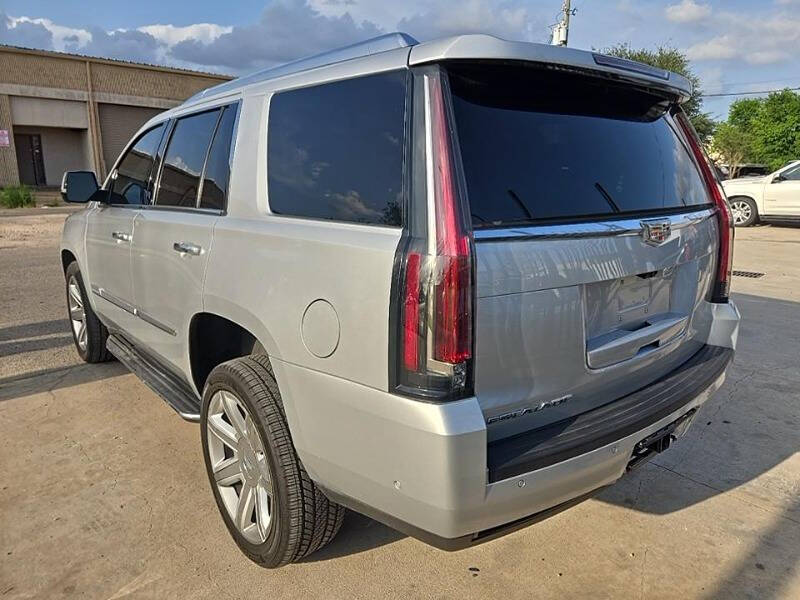 2020 Cadillac Escalade Luxury