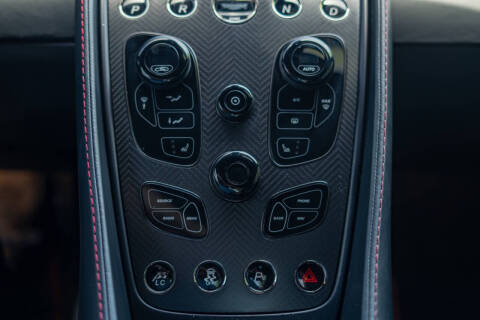 2015 Aston Martin Vanquish