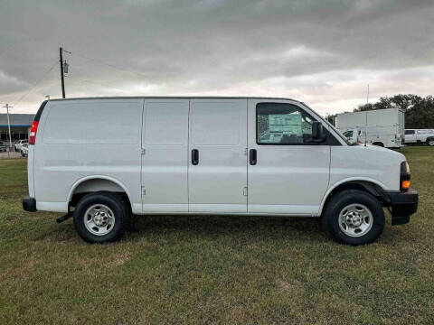 2025 Chevrolet Express 2500