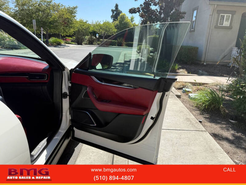 2017 Maserati Levante S