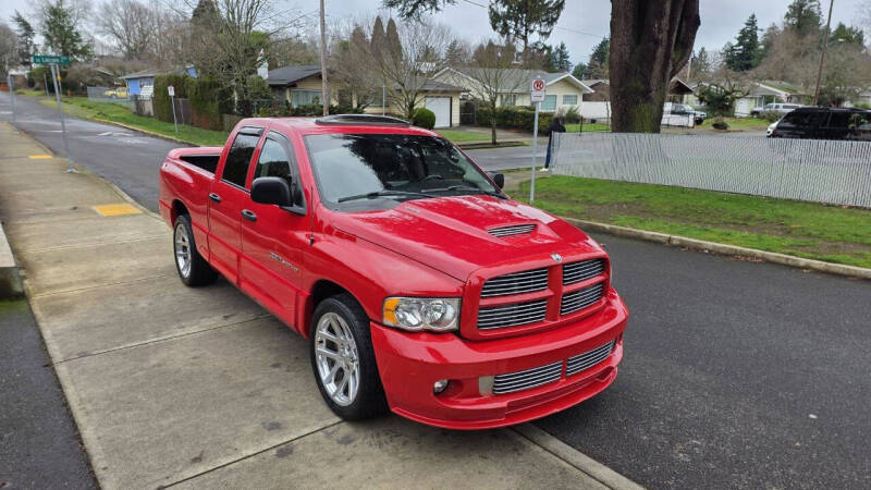 2005 Dodge Ram photo 2