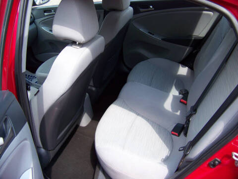 2016 Hyundai Accent SE