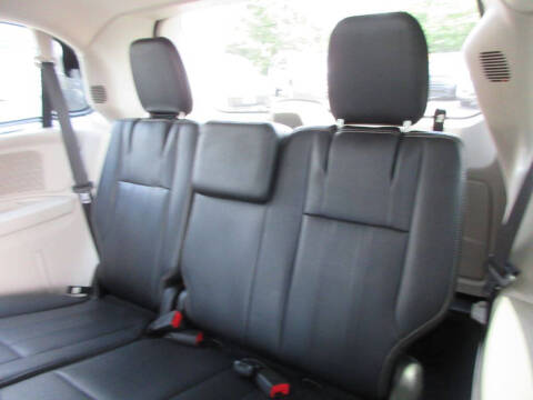 2015 Chrysler Town and Country Touring