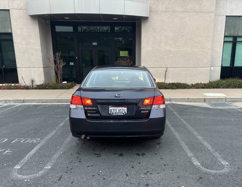 2013 Subaru Legacy 2.5i