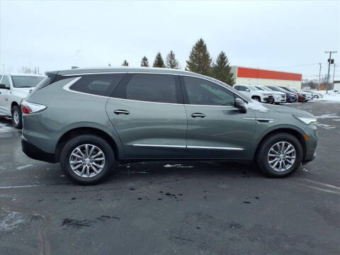 2022 Buick Enclave Essence