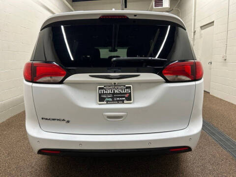 2019 Chrysler Pacifica Touring Plus