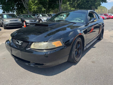 2004 Ford Mustang GT Deluxe