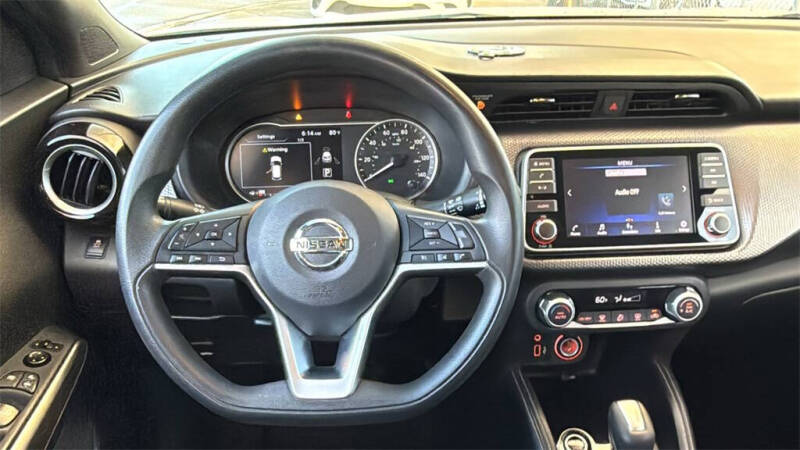 2019 Nissan Kicks SV