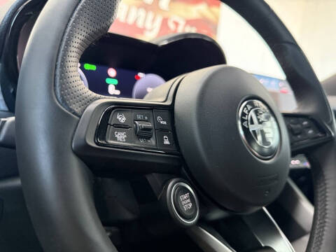 2024 Alfa Romeo Tonale Hybrid Ti