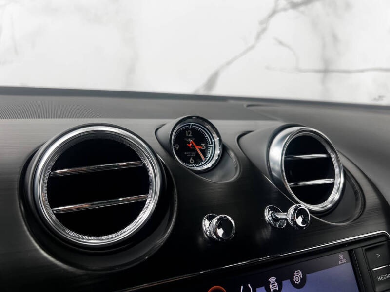 2020 Bentley Bentayga V8