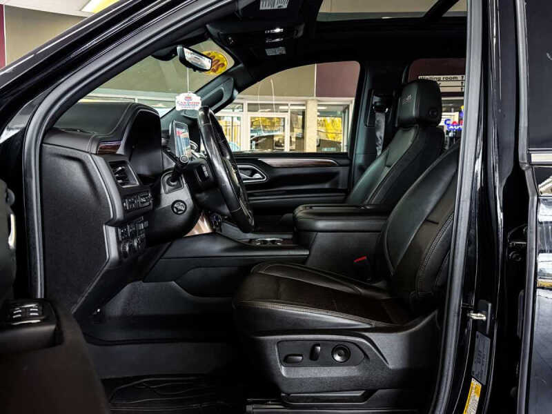 2021 Chevrolet Suburban High Country