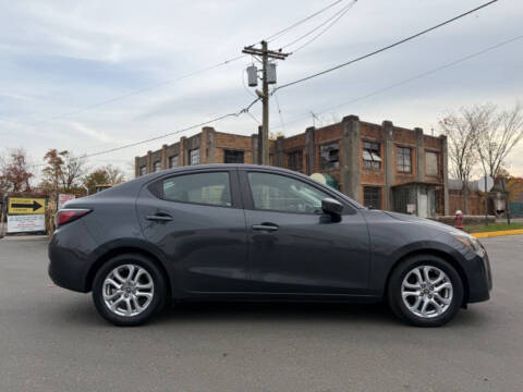 2017 Toyota Yaris iA