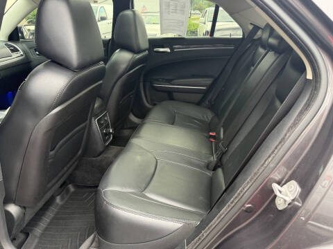 2015 Chrysler 300 Limited