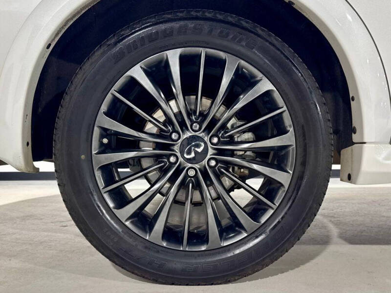 2021 Infiniti QX80 Premium Select