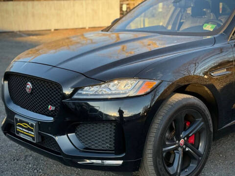 2017 Jaguar F-PACE S