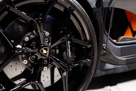 2024 Lamborghini Revuelto