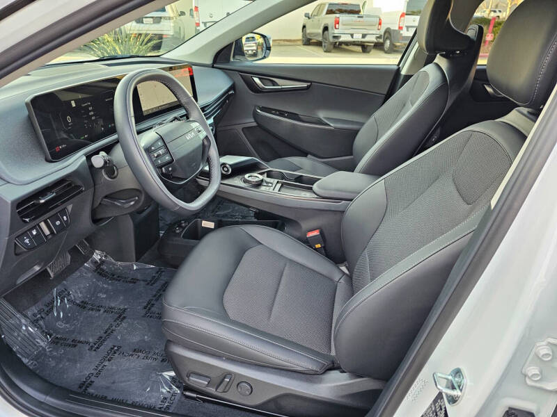 2025 Kia EV6 Light Long Range