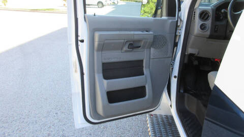 2013 Ford E-Series E-350 SD