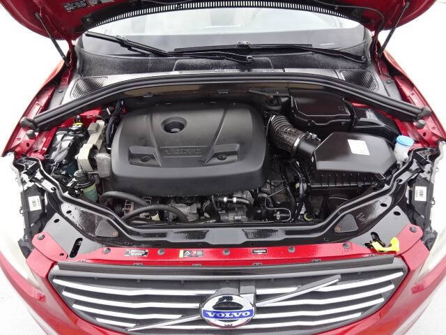 2016 Volvo XC60 T6 Drive-E R-Design Platinum