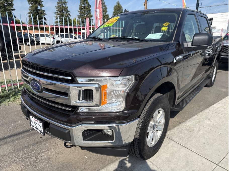 2020 Ford F-150 XLT's photo