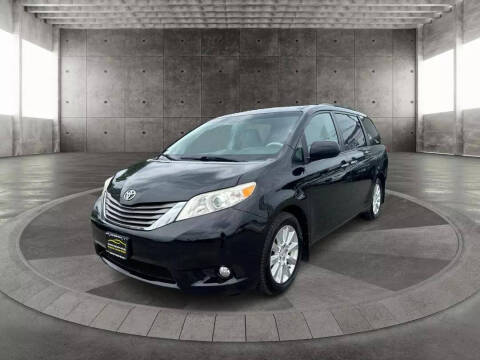 2012 Toyota Sienna for sale at Certified Premium Motors in Lakewood NJ