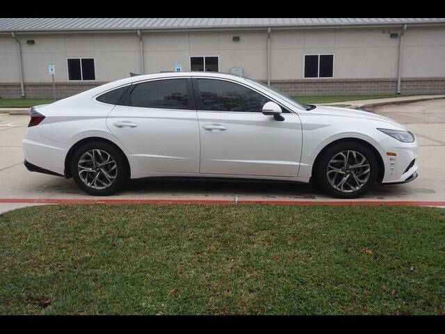 2022 Hyundai Sonata SEL