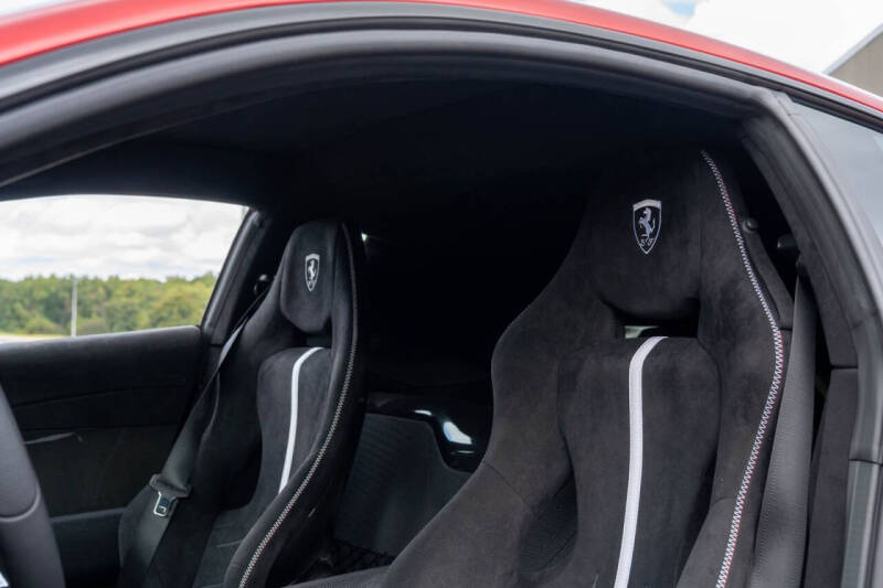 2023 Ferrari 812 Competizione