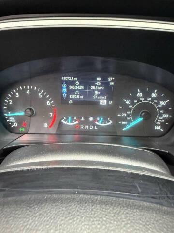 2021 Ford Escape SEL