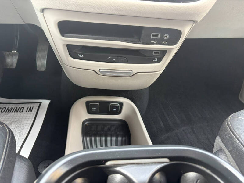 2018 Chrysler Pacifica Touring L Plus