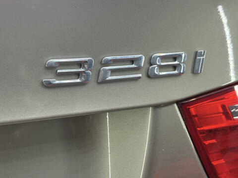 2011 BMW 3 Series 328i