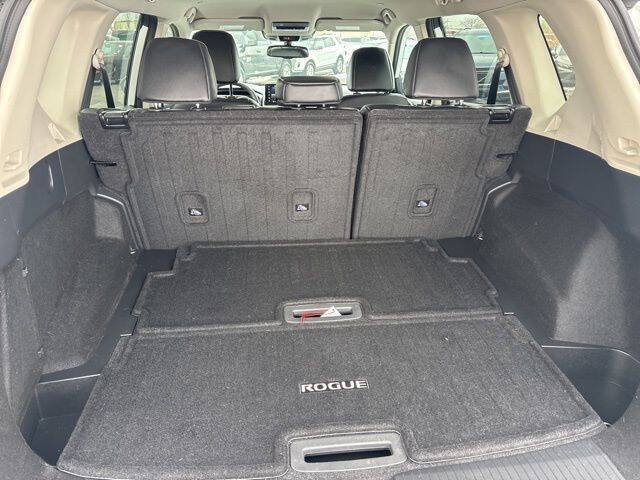 2024 Nissan Rogue SL