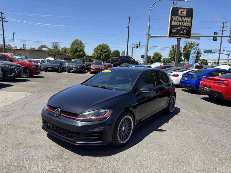 2019 Volkswagen Golf GTI S