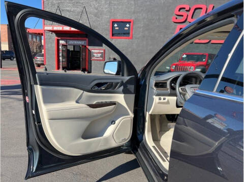 2020 GMC Acadia Denali