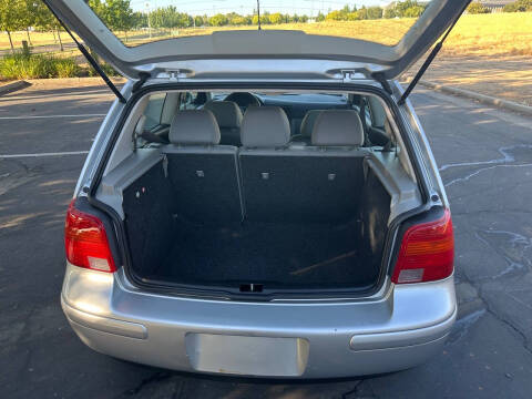 2004 Volkswagen Golf GL