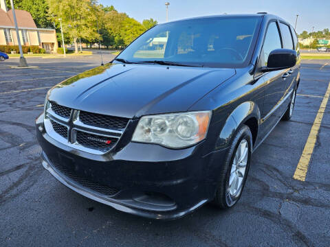 2013 Dodge Grand Caravan for sale at AutoBay Ohio in Akron OH