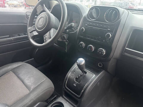 2012 Jeep Compass Sport