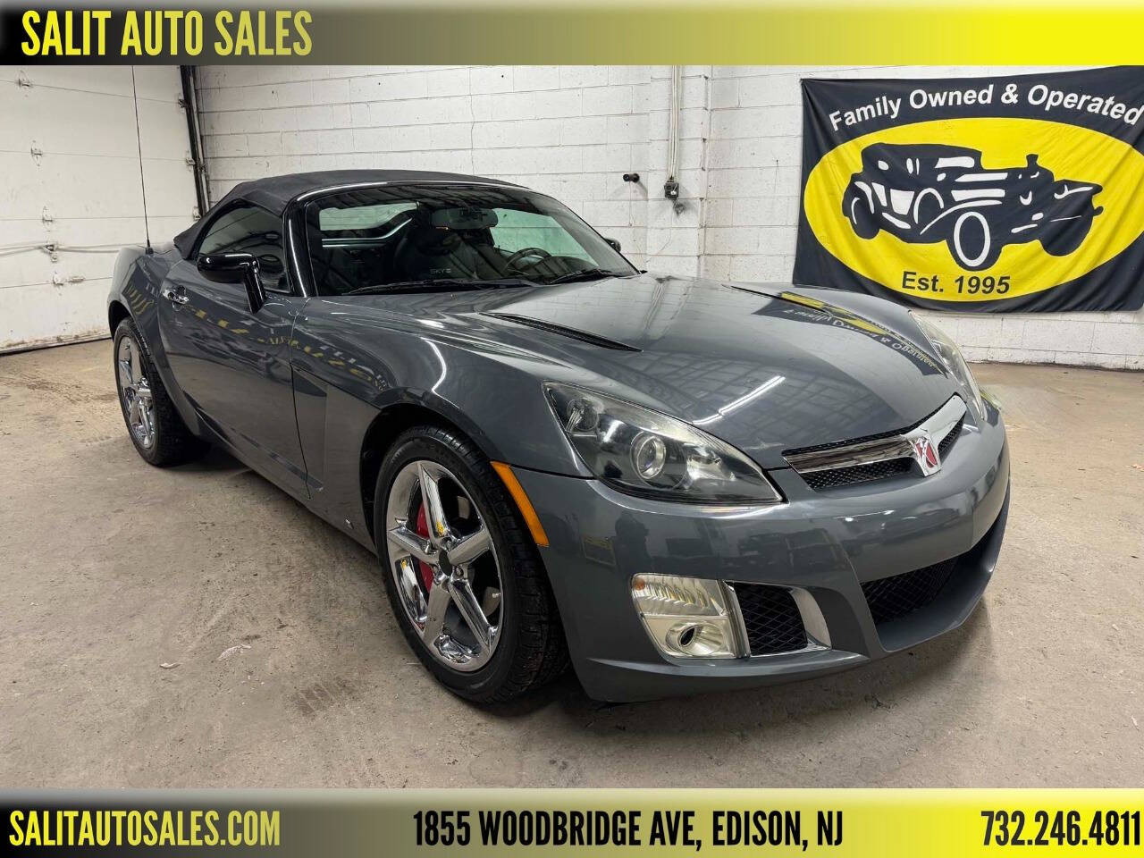 2008 Saturn SKY 1