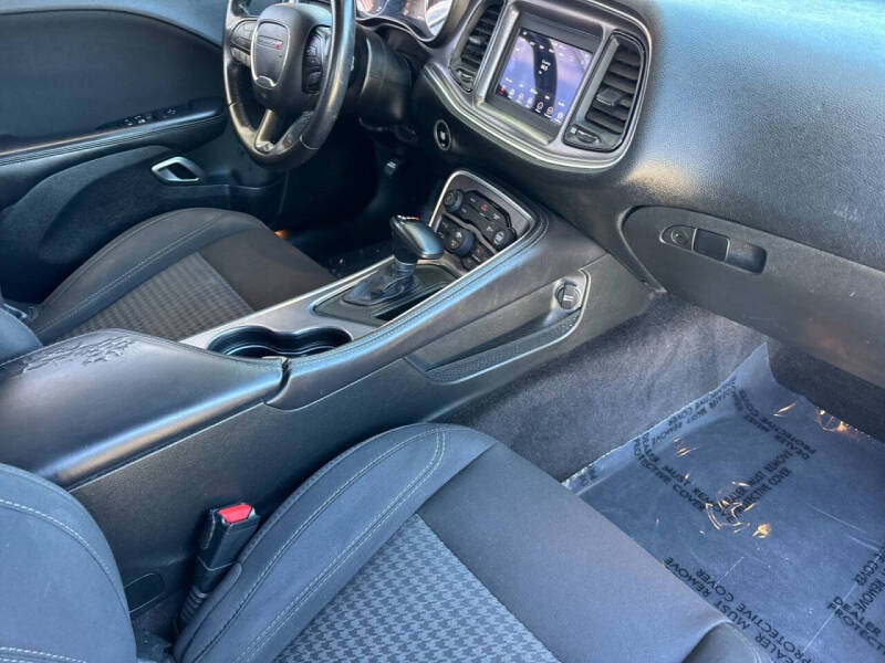 2018 Dodge Challenger SXT