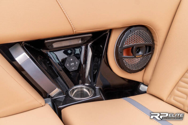 2025 MasterCraft X22