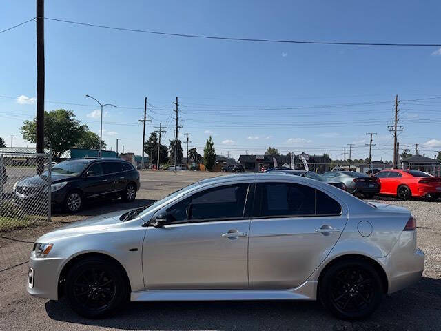 2017 Mitsubishi Lancer LE