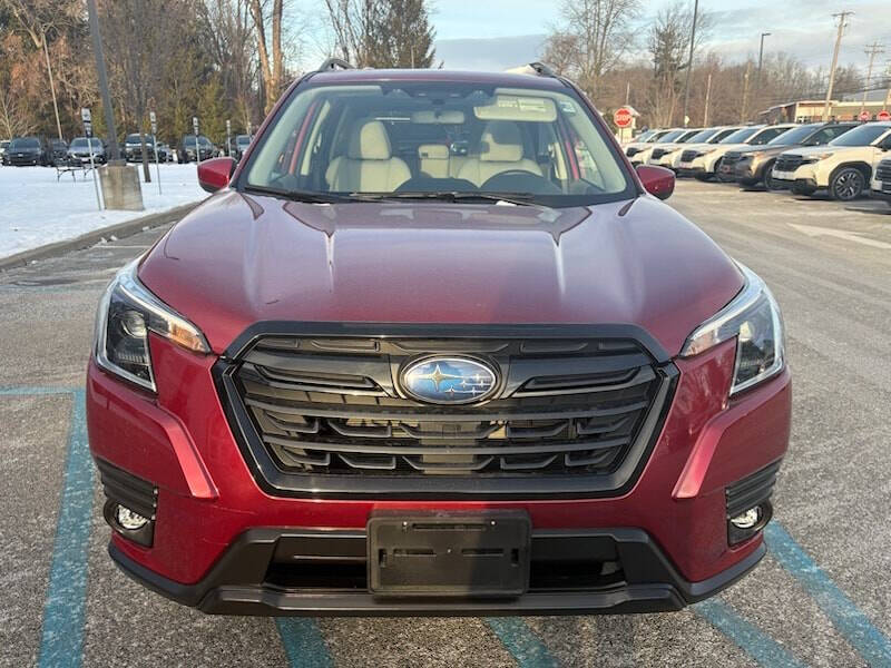 2024 Subaru Forester Premium