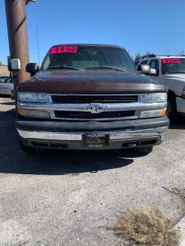 2004 Chevrolet Suburban for sale at BELOW BOOK AUTO SALES in Idaho Falls ID