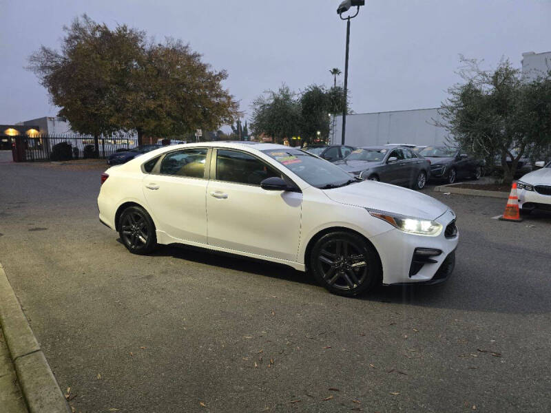 2021 Kia Forte GT Line